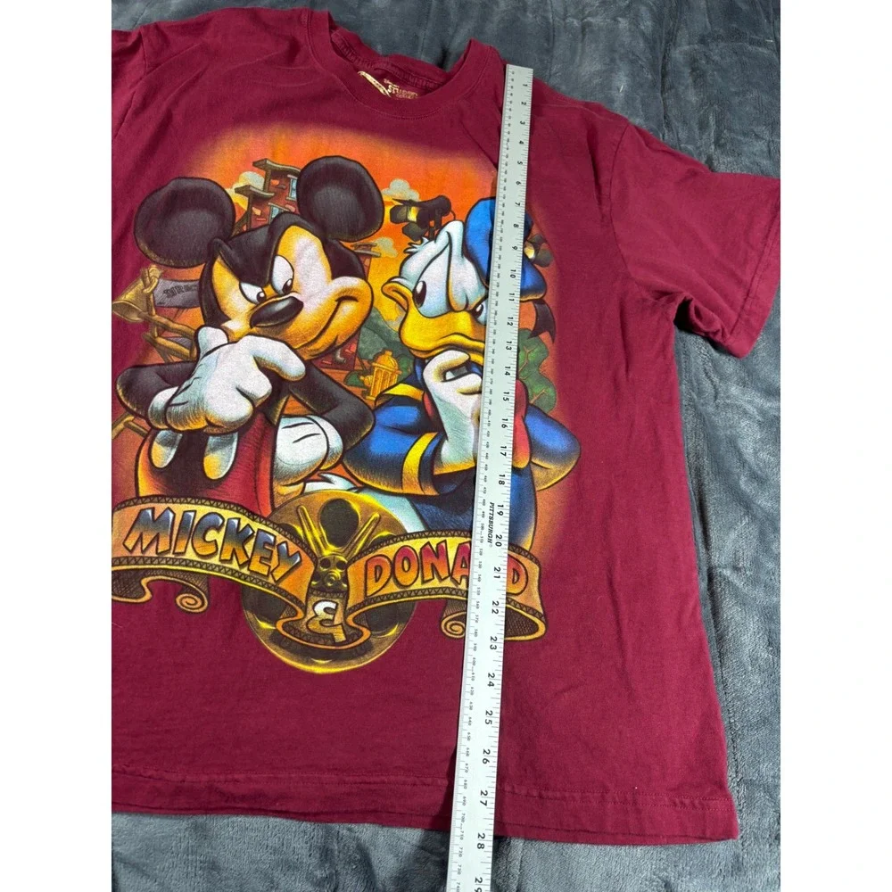 Disney Store Studio Collection‎ Mickey Mouse Donald Duck Graphic Maroon Tee XL